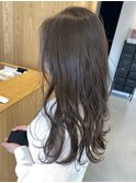 シルキーグレージュ