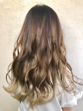 カラーリゾートAi 上野御徒町 仲御徒町店 大人可愛いナチュラルブラウン