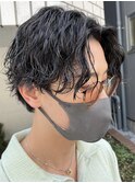 センターパートツイストスパイラルパーマ刈り上げツイストパーマ