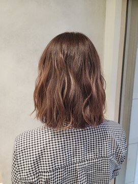 プリマ 新宿(PRIMA) 波ウェーブが可愛い・ゆるふわボブ