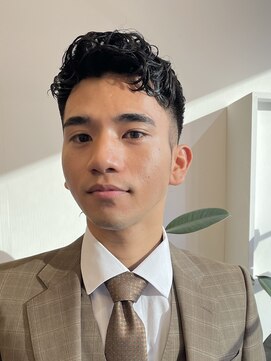 パークレーン アイス イヴェン(park lane ICI yeven) 20代30代40代メンズパーマスキンフェードビジネスカジュアル