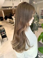 ミズチャーム(Ms.CHARM)&nbsp;ゆるふわロング/レイヤーカット/オリーブベージュ