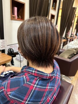 美容室ヒラトヤ 仙北店 ココアブラウン×レイヤーカット大人可愛いミニボブ20代30代40代
