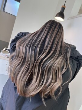 スキル 石岡(SKILL) バレイヤージュ/ハイライト/ニュアンスカラー