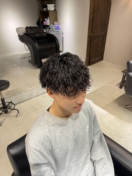 ミオ ゾーン(Mio'' ZONE) 波巻きパーマ