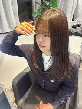 ホープ(hope) 顔周りレイヤー×暗髪【大阪｜梅田】