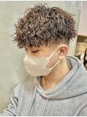 原宿ツイストスパイラルパーマラウンドマッシュヘアツーブロック
