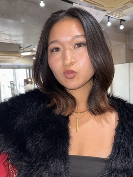 ナループロアポンテ(Nalu pu loa PONTE) ボブレイヤー/海外風レイヤーカット/ブラウンカラー