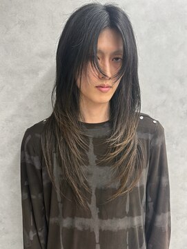 アイヴァン(AIVAN) シャギーカット・ハッシュレイヤー・ロングレイヤー
