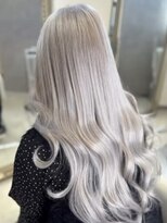 グリス(GRIZZ) 【silver white】#シールエクステ#羽エクステ#ダブルスキル#梅田
