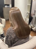 エルサ ザ ビューティー(ELSA the beauty)&nbsp;水素髪質改善トリートメント/酸性縮毛矯正