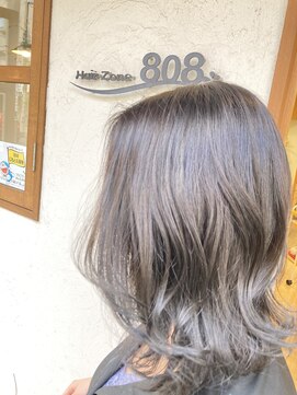 ヘアーゾーン ハチマルハチ 登戸駅前店(Hair Zone 808) 動くたびにニュアンスが変わる3Dカラー
