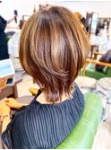 くびれミディ 似合わせカットのウルフ 透明感カラー