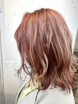 エル(EL by green) 《tomi》ケアブリーチ×ピンクベージュ