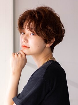 サーカス バイ ビュートリアム 青山(CIRCUS by BEAUTRIUM) ハンサムショート 大人ショートカット 小顔カット 30代40代