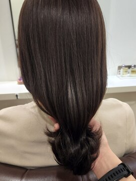 インビテーション(invitation) グレージュ