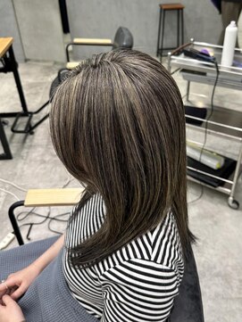 ファースト 吉祥寺(FIRST KICHIJOJI) 白髪ぼかし 地毛ハイライトミディアム 【FIRST】吉田京介