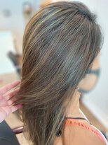 アンフィ 金沢文庫(Anphi) ハイライトくすみカラーstylistイトウサトミ
