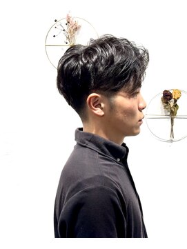 トイロ(toiro) メンズパーマとグラデーションカット