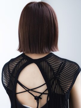 エインアンリー 表参道(AIN.ANLY.) 顎ラインボブぱっつん前髪シンプルストレートボブ愛されショート