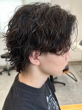 フゥ 宇都宮(FeU) メンズパーマシャドウパーマセンターパートメンズマッシュウルフ