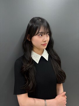 ルース(RUTH) 暗髪 レイヤーカット 韓国ヘア 前髪カット