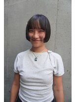 カシ 中目黒(CASI)&nbsp;印象に残るコンパクトボブと顔周りミニデザイン