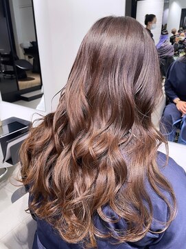 ステア ケース(stair case) 【NATASHA】銀座レイヤーカット/20代/30代/40代/50代