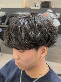 くるっと跳ねない波巻きパーマ／名古屋栄メンズヘア
