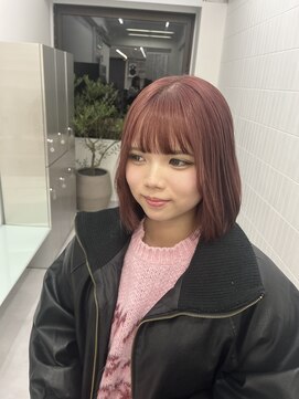 イル 天神西通り店(ill) ピンクベージュ/ブリーチ/ハイトーン/暖色系カラー/ボブ