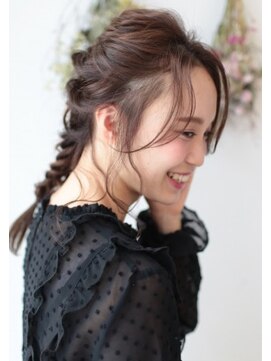 リンダバイネオリーブ 白楽店(Linda by neolive) 大人可愛い編み込みアレンジ  ♪