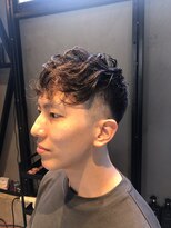 カレンズオブスタイル(CURRENNS OF STYLE) カレンズパーマ フェードカット 海外風パーマ