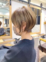 アヴァロン(AVALON)&nbsp;30代/40代/50代◎絶壁解消/白髪ぼかし/大人ショートボブ【中村】