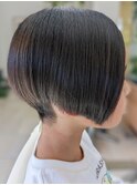 小さなレディもオシャレなショートボブスタイル