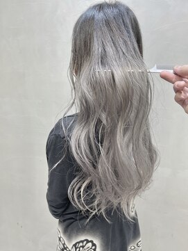 フェリア 松山(Feria) 【Feria松山】ホワイトベージュグラデ♪♪“石田幸輔”