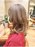 ミディアムレイヤー/レイヤーカット/ウルフカット/ベージュ/銀座