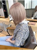 ミルクティーベージュ ハイトーンボブ ケアブリーチ
