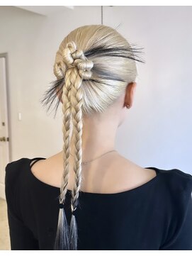 アトリエ ポルト(atelier porto) 【 porto神戸 】ホワイト × スモーキーブラック