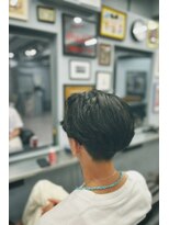 アイコン ブルー メンズ(I-CON #blue MEN'S)&nbsp;ナチュラルセンターパート【池袋フェード】