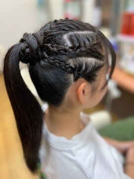 ヘアーメイク ツインズ(Hair Make TWINS) 可愛いダンスヘアアレンジ