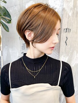 ロビー 表参道(ROBBY) ショートヘア/くびれショート/前髪長め/30代40代50代/表参道