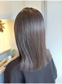 切りっぱなしセミロング