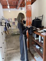 ウニュ(uninu)&nbsp;オリーブカラー ハッシュカット
