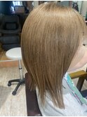 ベージュカラー