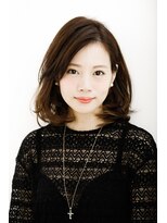 メルクマール(MERKMAL)&nbsp;大人クラシカルな伸ばしかけボブ