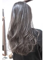 ヘアーアンドアトリエ マール(Hair&Atelier Marl)&nbsp;【Marl外国人風カラー】ダークグレージュのふんわりロング