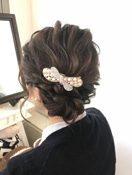 ロカット サロン(Roquat Salon) ゆるふわサイドアップアレンジ【ヘアアレンジ　立川南口/立川】