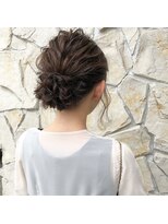 ヘアメイク ヴァロ(Hair Make VaLo)&nbsp;シニヨンアレンジ＋大人可愛い