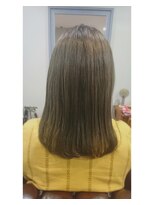 ウィーク 梅田(UiiC)&nbsp;ブーリーチあり＃グレージュカラー