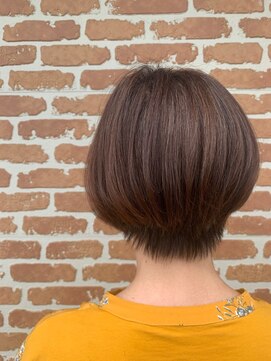 ヘアメイク リーフ 茂原店(HAIRMAKE Leaf) マッシュルームショート